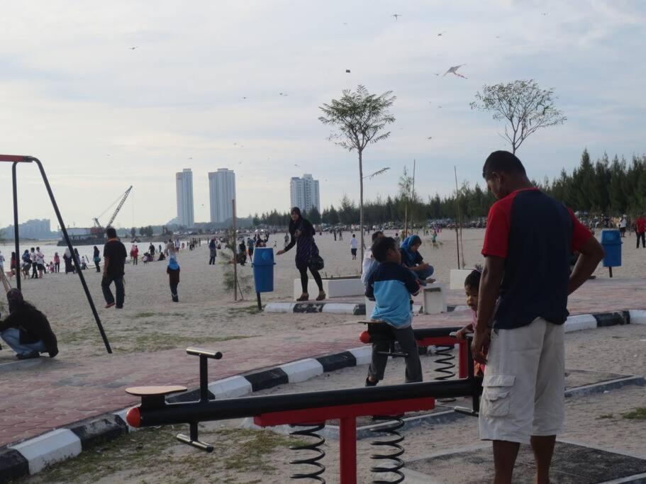 Melaka Beach Villa Klebang Besar Esterno foto