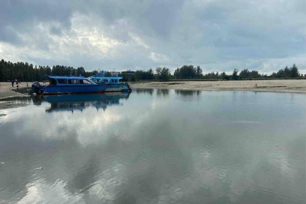 Melaka Beach Villa Klebang Besar Esterno foto